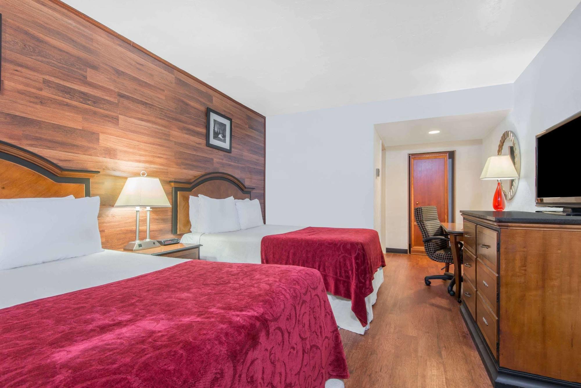 Days Inn Missoula University Εξωτερικό φωτογραφία