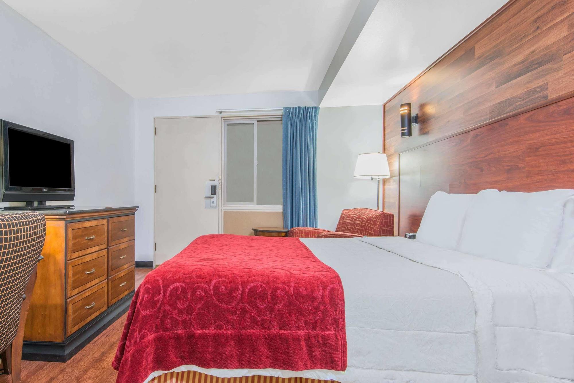Days Inn Missoula University Εξωτερικό φωτογραφία
