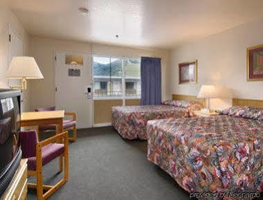 Days Inn Missoula University Εξωτερικό φωτογραφία